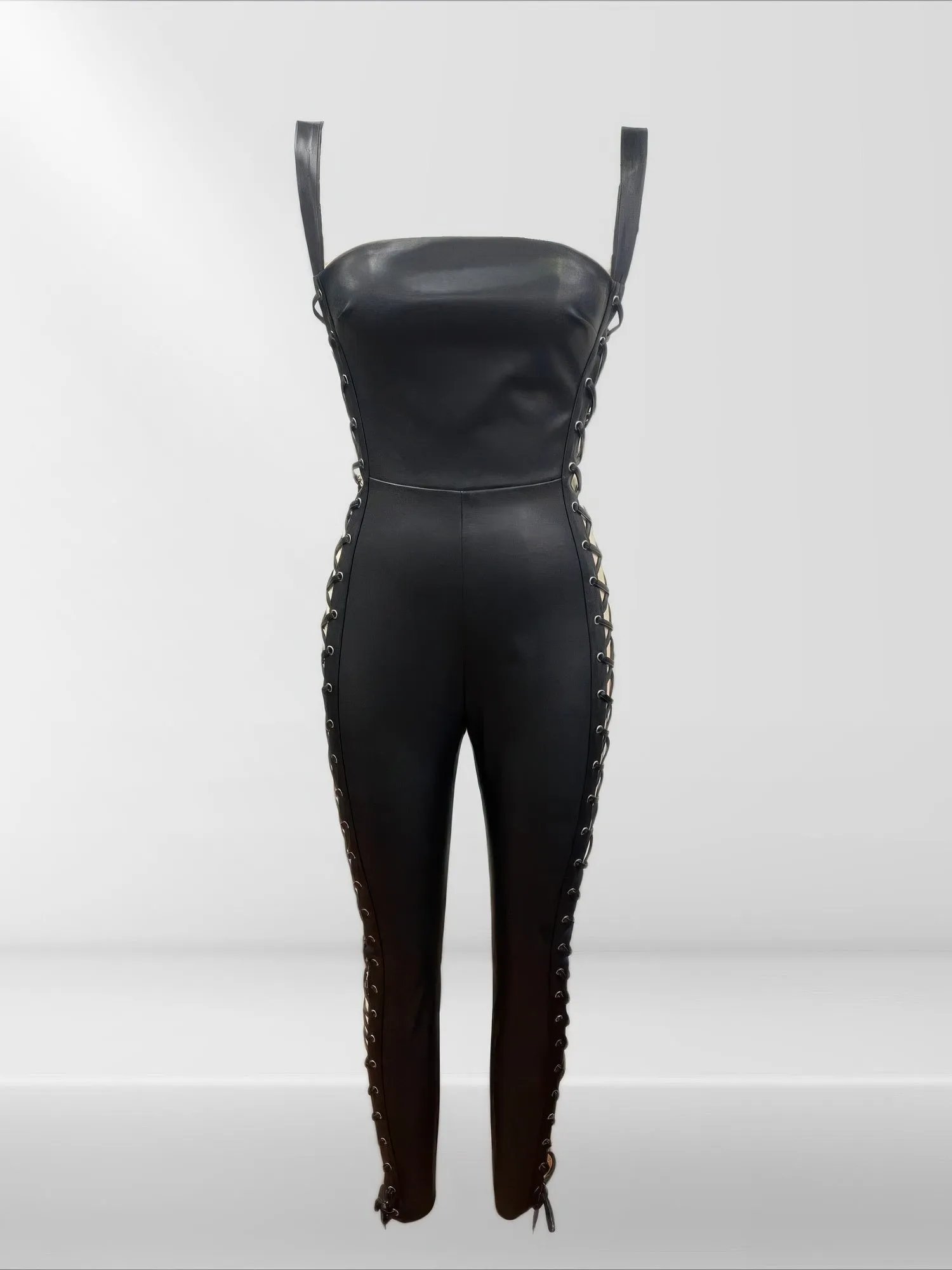 🔥 Sleek & Edgy Faux Leather Jumpsuit – Statement Piece for Bold Fashionistas 🔥