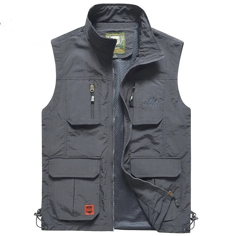 Adventure Fishing Vest with Tactical Features - Men's Sleeveless Jacket for Outdoor Activities