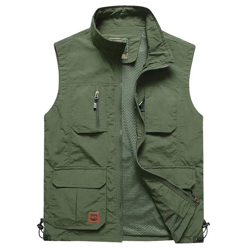 Adventure Fishing Vest with Tactical Features - Men's Sleeveless Jacket for Outdoor Activities