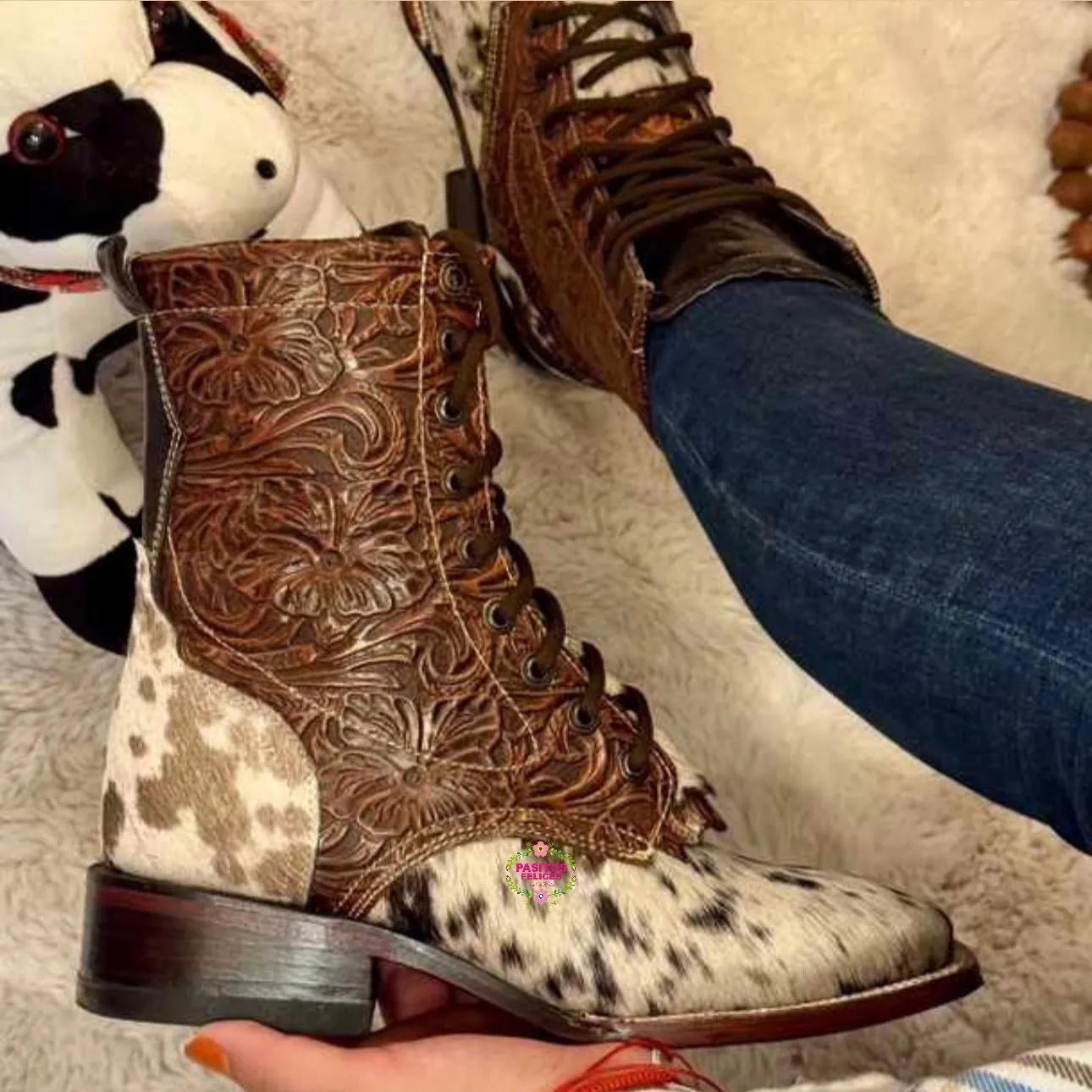 Botas Lacer - Cowhide Leather Tooled Boots