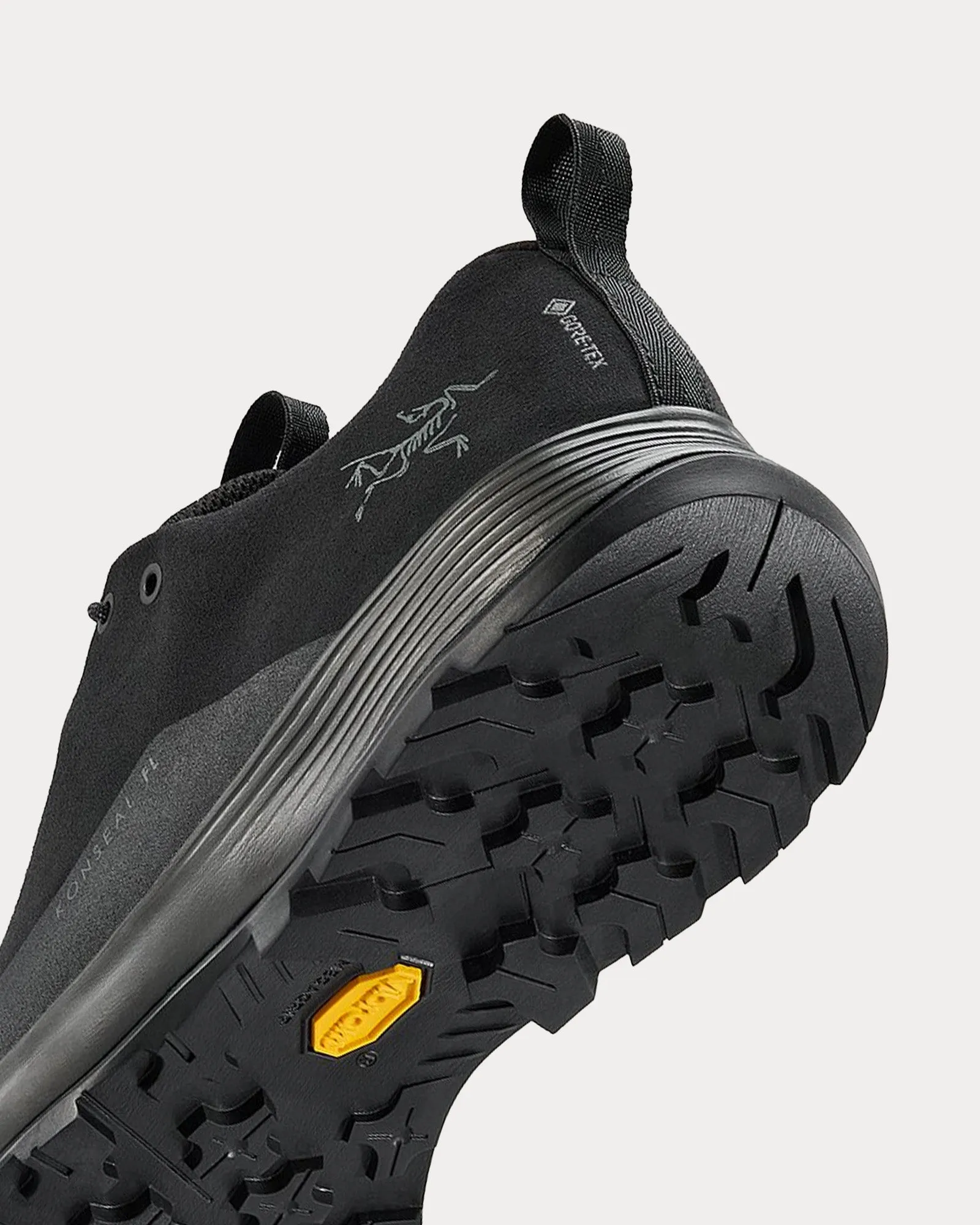 Konseal FL 2 Leather Black / Black Running Shoes