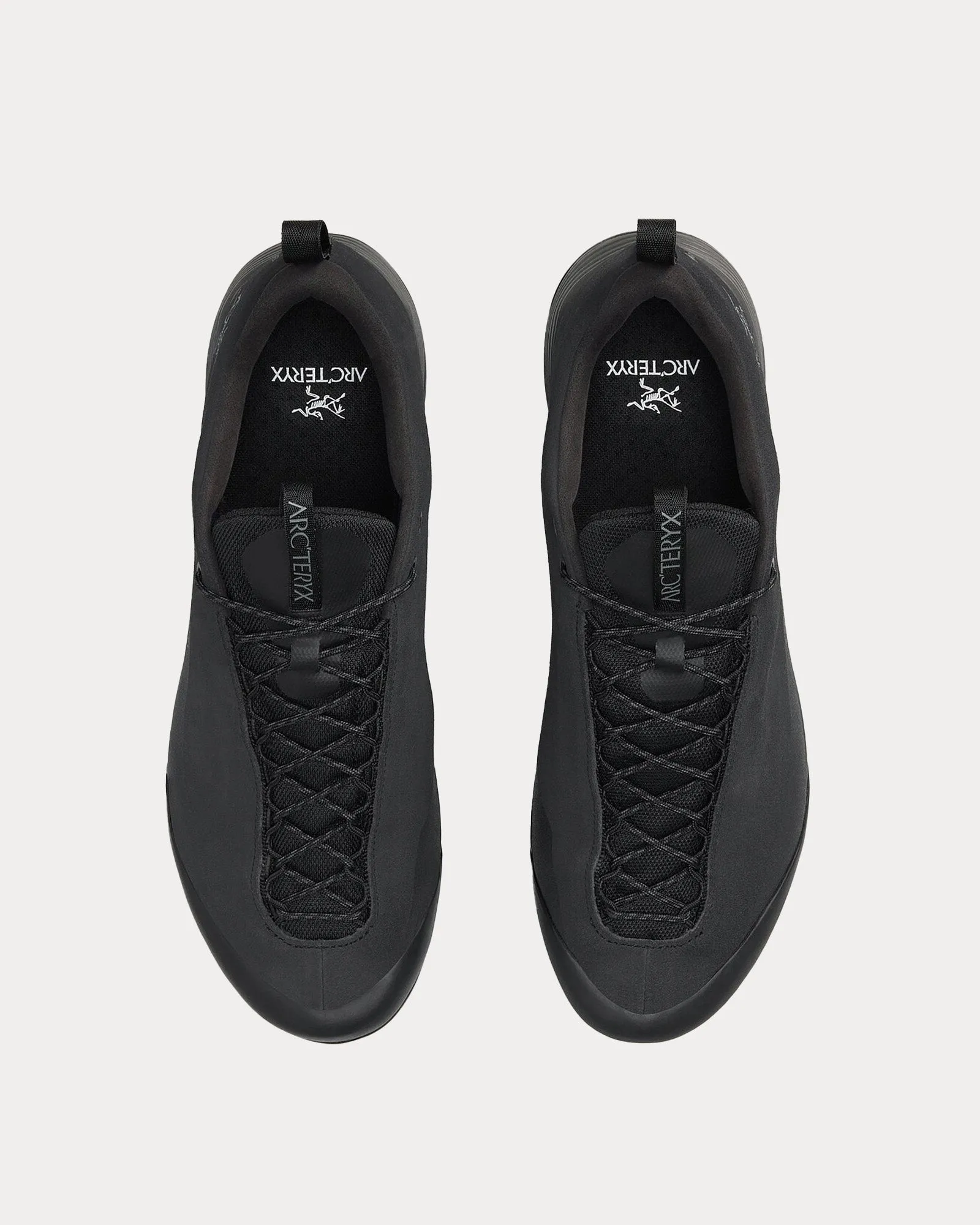 Konseal FL 2 Leather Black / Black Running Shoes