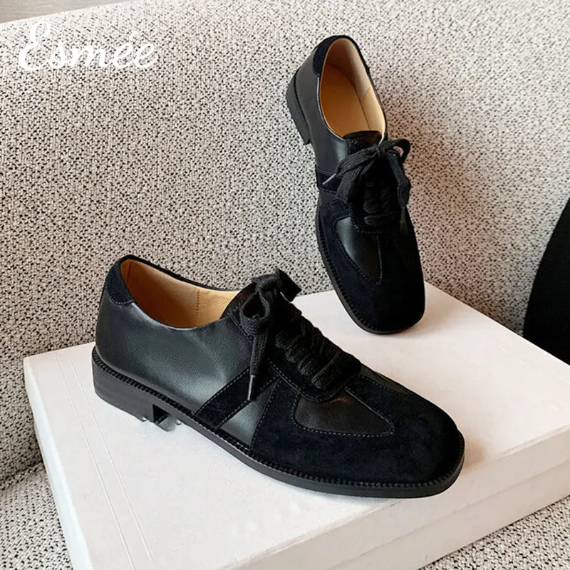 Leather Oxford Shoes with Smart Casual Design