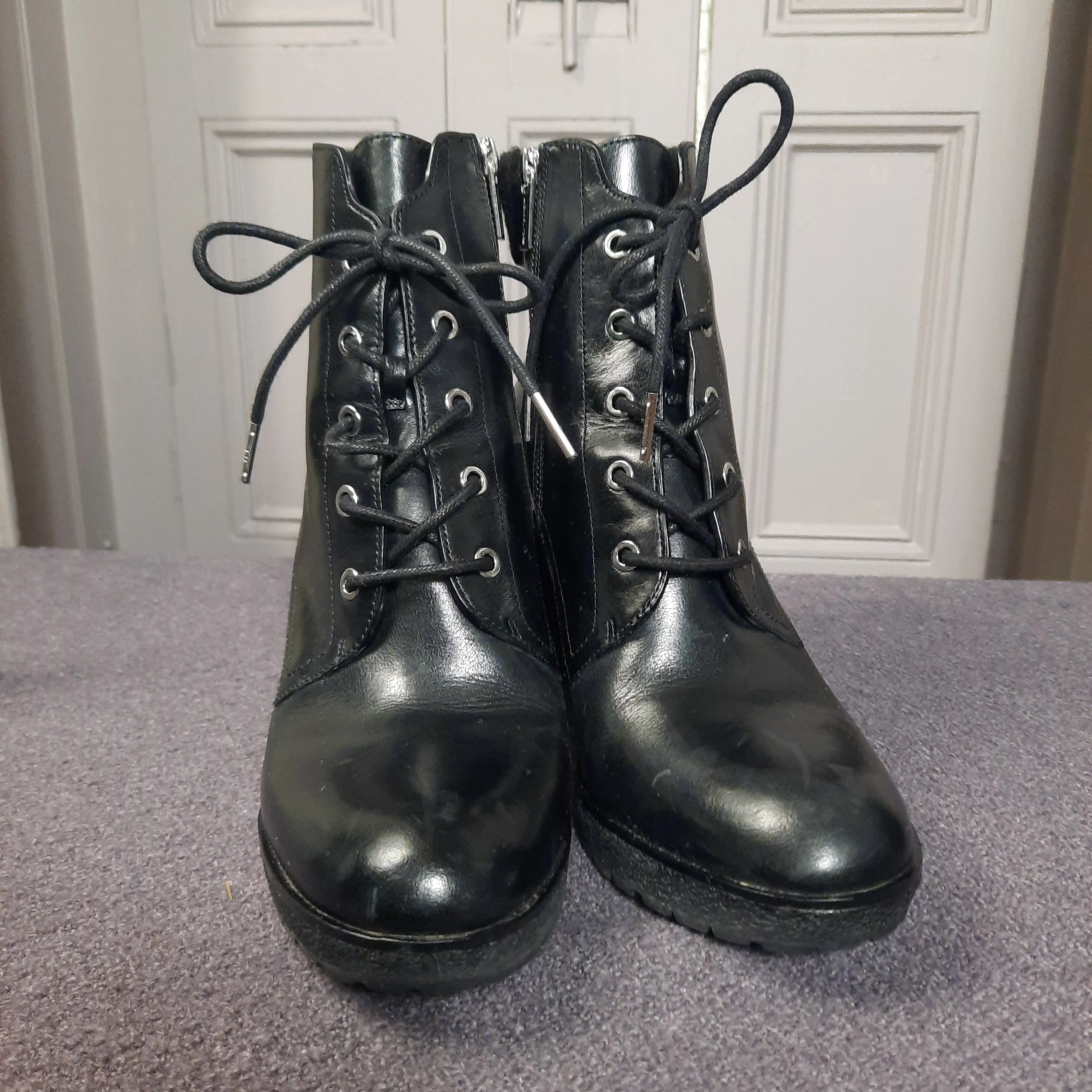 Micheal Kors Black Heel Combat Boot With Rubber Outsole Size 11