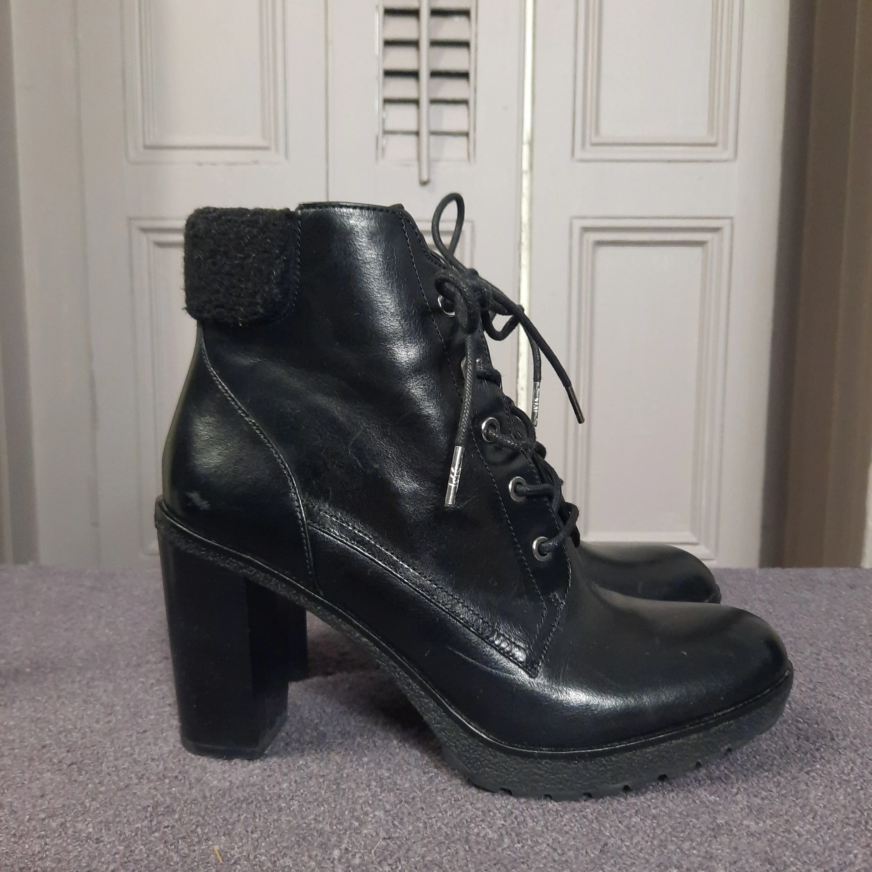 Micheal Kors Black Heel Combat Boot With Rubber Outsole Size 11
