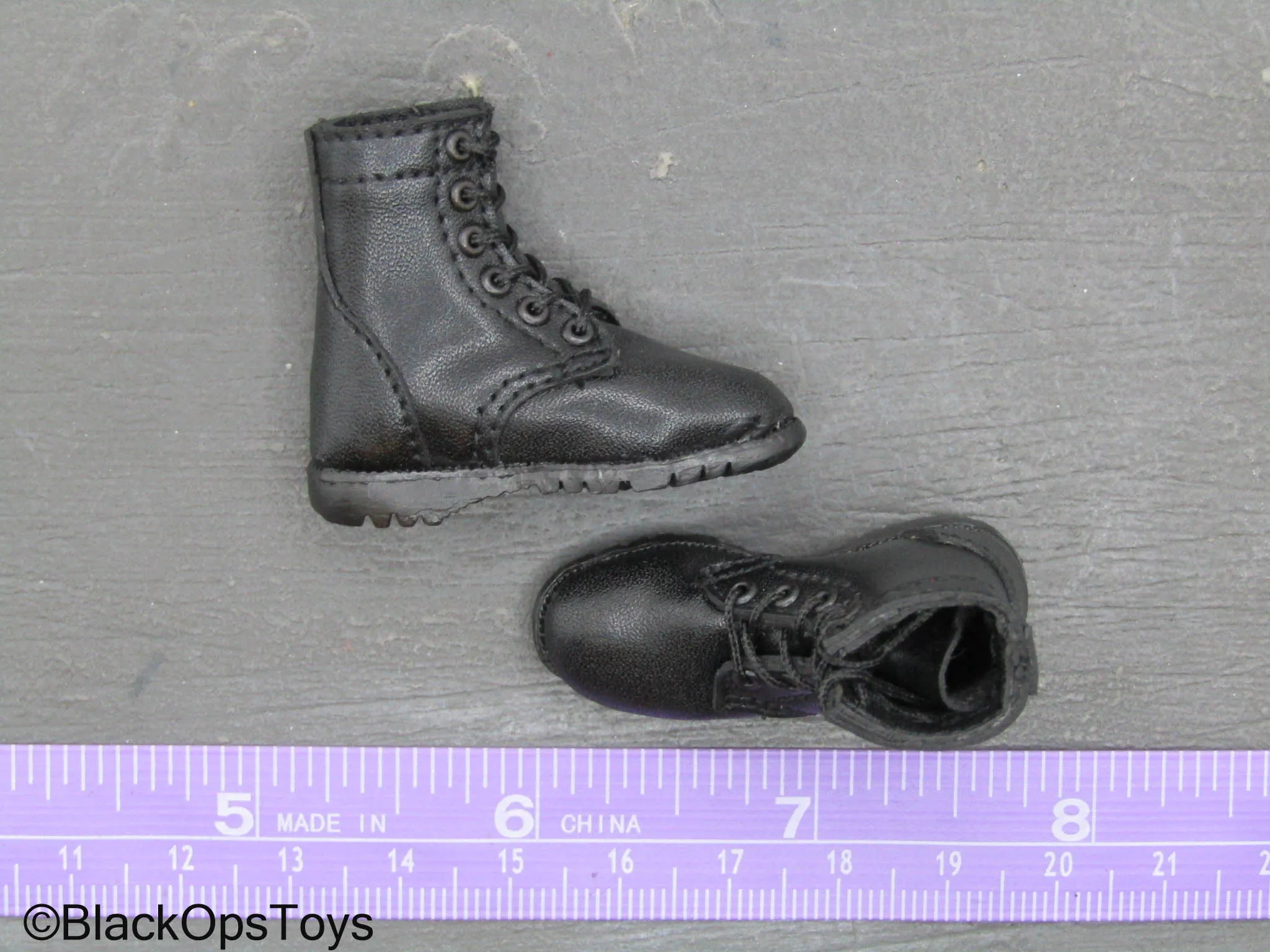 Sharp Shooter - Black Female Combat Boots (Foot Type)