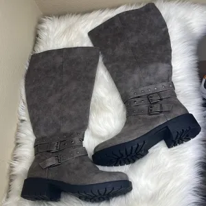 Sz 8.5 WW Torrid Gray Knee High Combat Boots